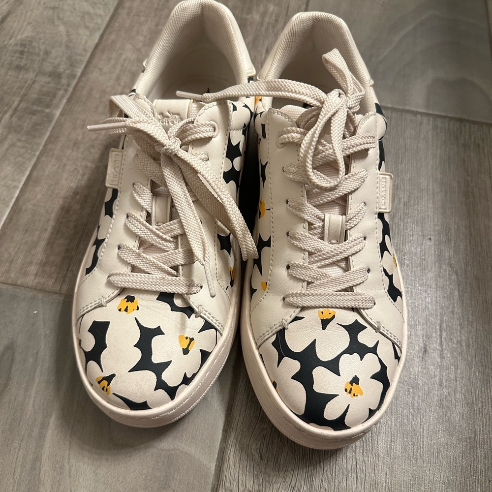 Coach Lowline Sneakers
